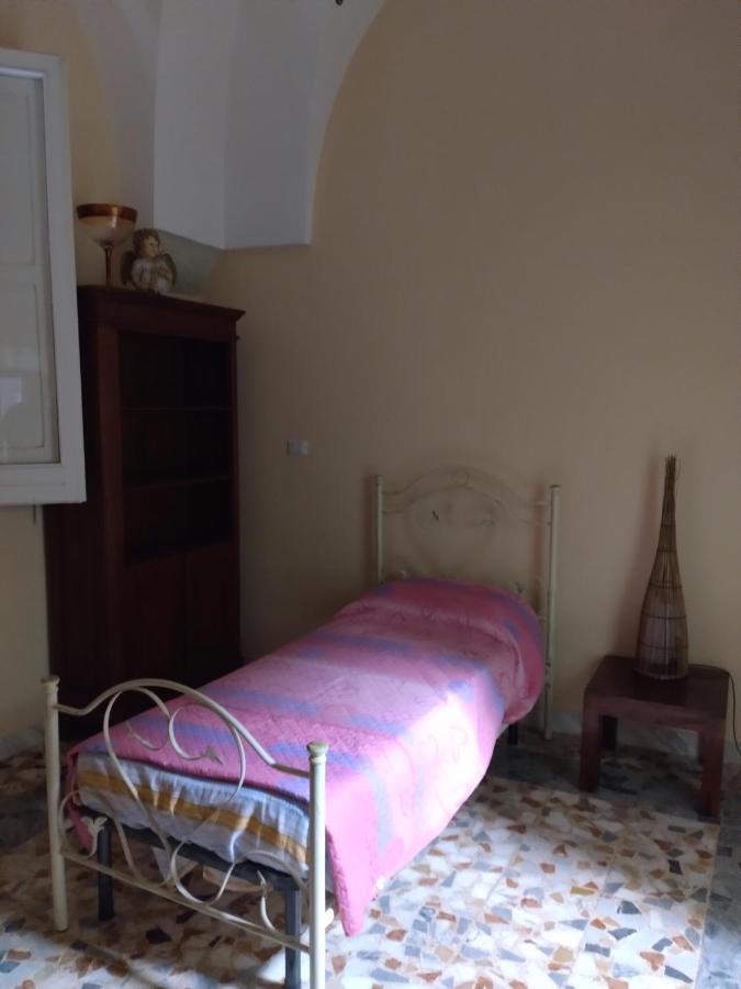 Palazzo Costantini Bed & Breakfast San Donato di Lecce Exterior photo