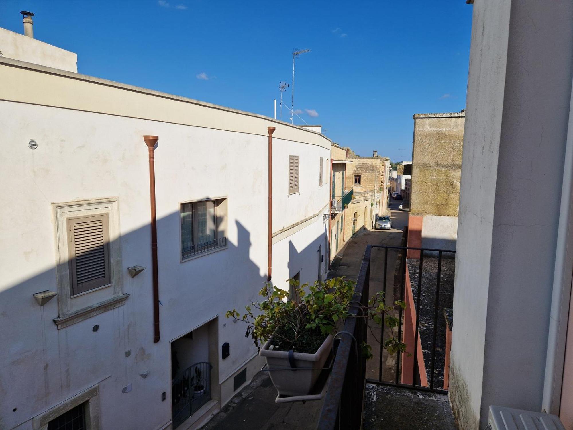 Palazzo Costantini Bed & Breakfast San Donato di Lecce Exterior photo